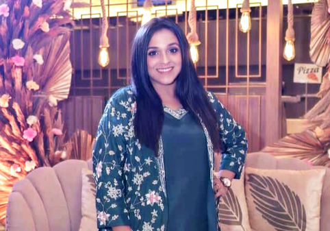 iKreate Nails by Miloni