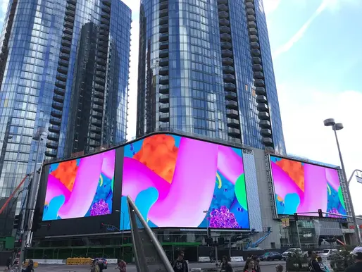 LED Displays in Smart Cities: Enhancing Urban Communication