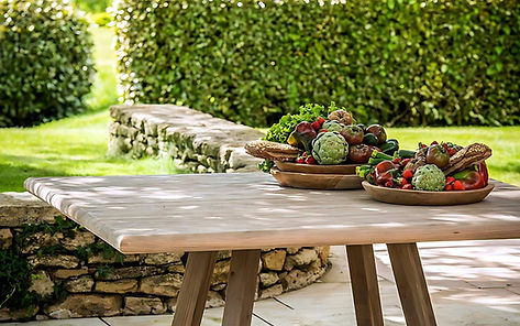 Denis Table
