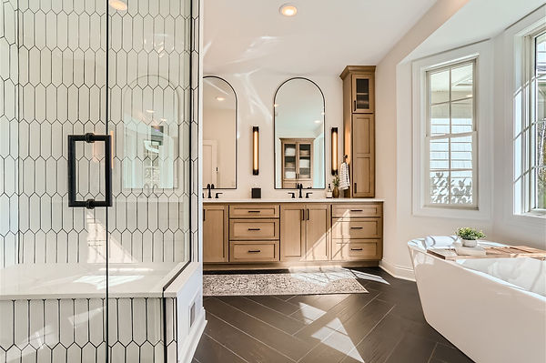 4718 McDonald Dr Pl N - Web Quality - 018 - 19 Primary Bathroom.jpg