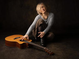 Marilena Anzini: “Bio-” è il nuovo disco