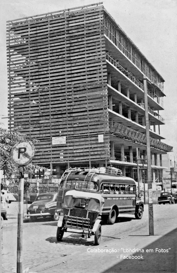 Edificio Autolon em construção