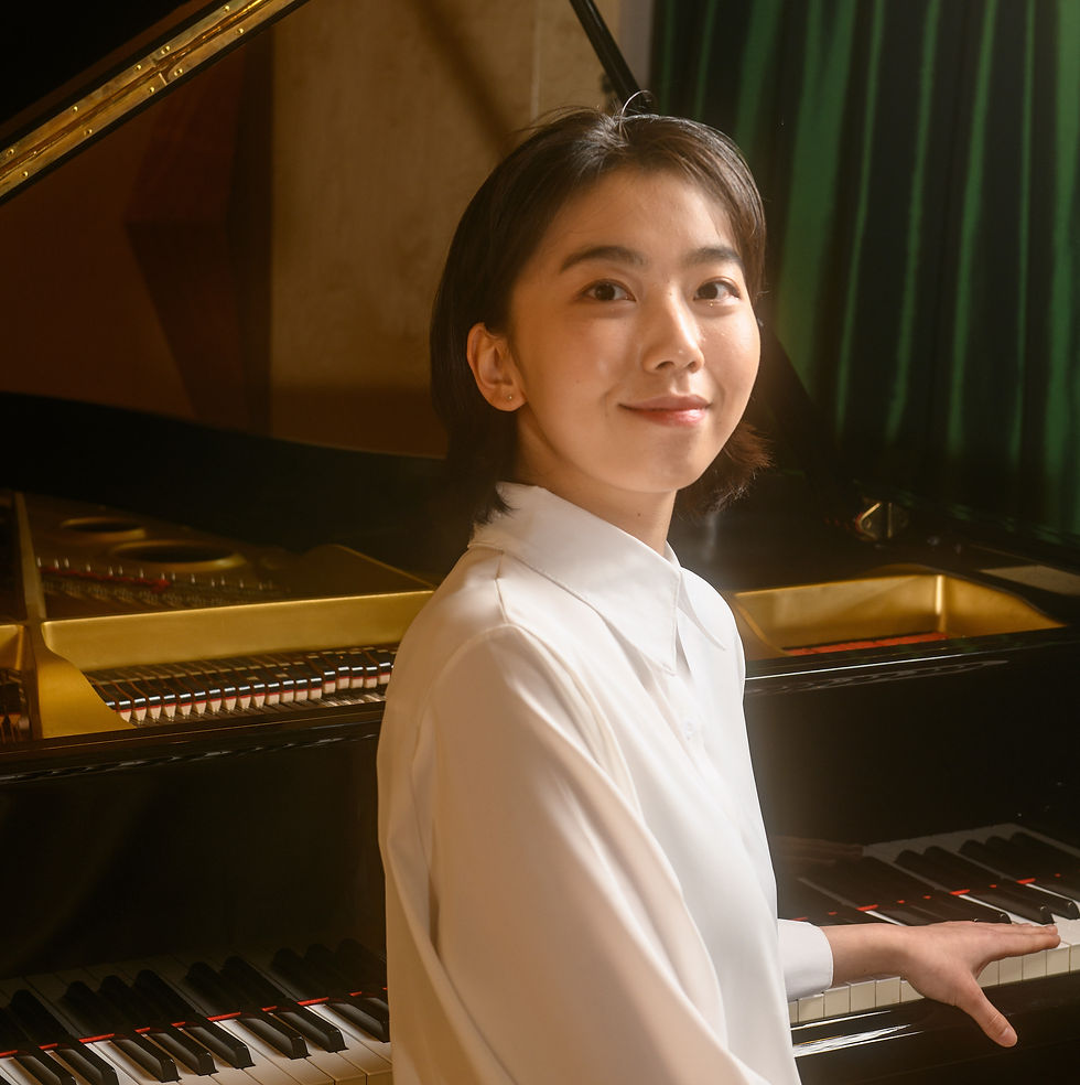 Hyelim Kim, 27 (South Korea)