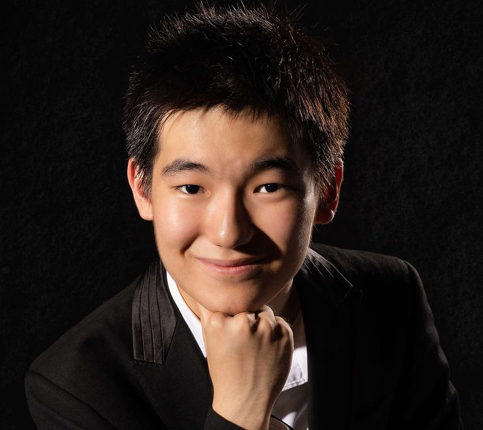 Kaiwen Zhao, 24 (China)