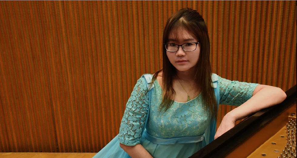 Rae Yue Pung, 21 (Singapore)