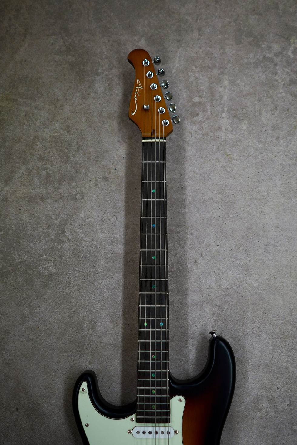 Thumbnail: AIO Custom S3 Left _handed Electric Guitar - Sunburst