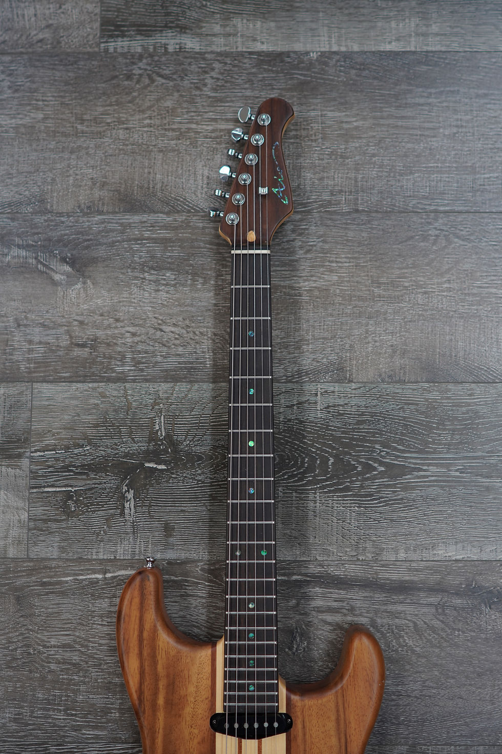 Thumbnail: AIO S2-SSH Electric Guitar - Walnut
