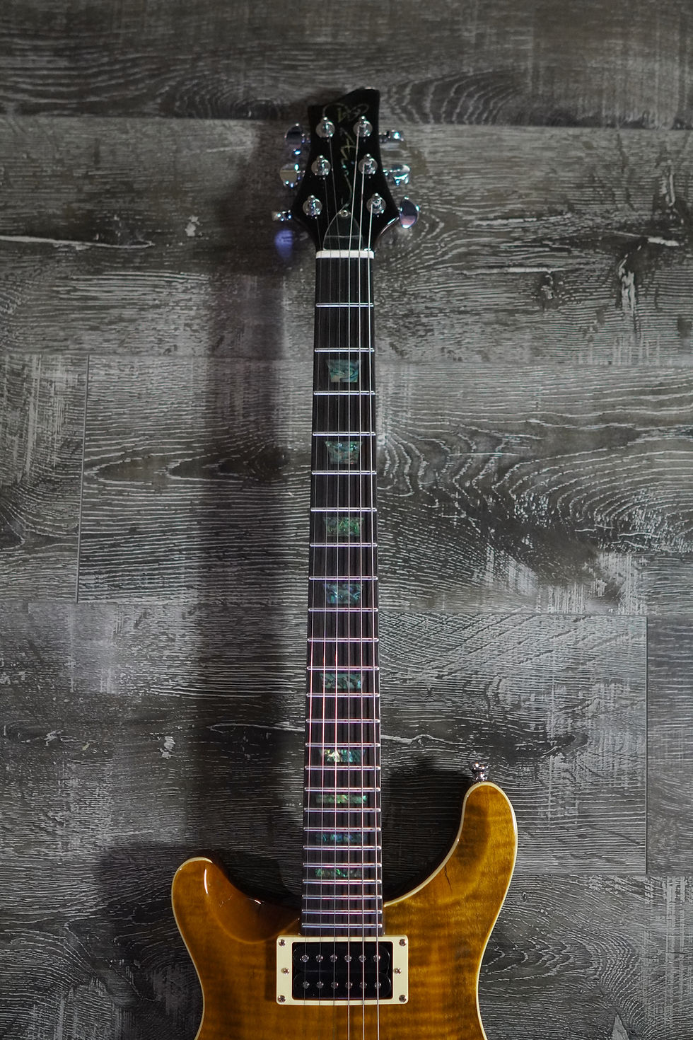 Thumbnail: AIO Wolf W400 TRE Left-Handed Electric Guitar - Tiger Amber
