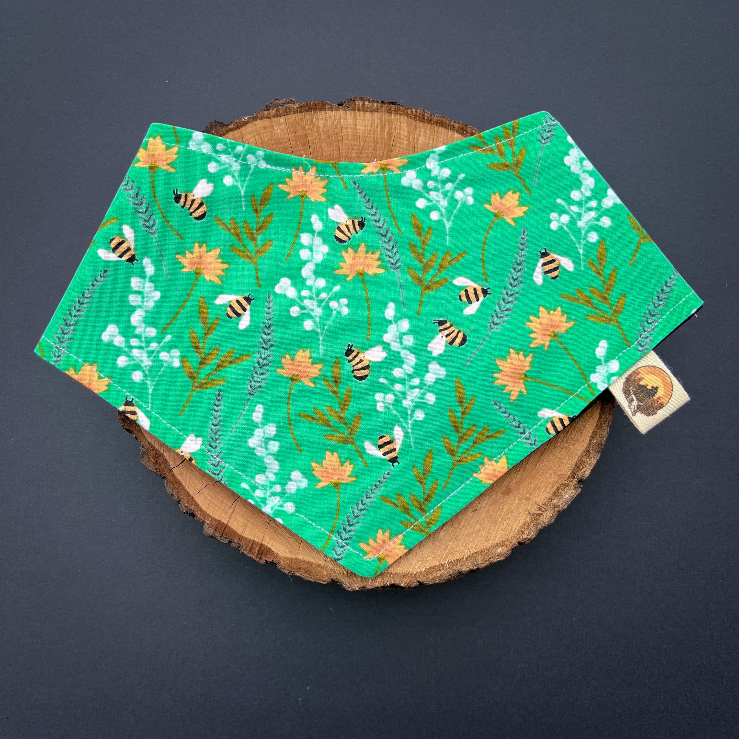 Bee-tanical Garden Bandana