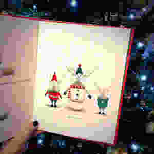 Olivia ajuda no natal