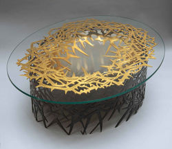 Table-couronne-d'épines-©-Sylvia-Bataill