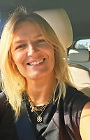 Prof.ª Carina Meneses