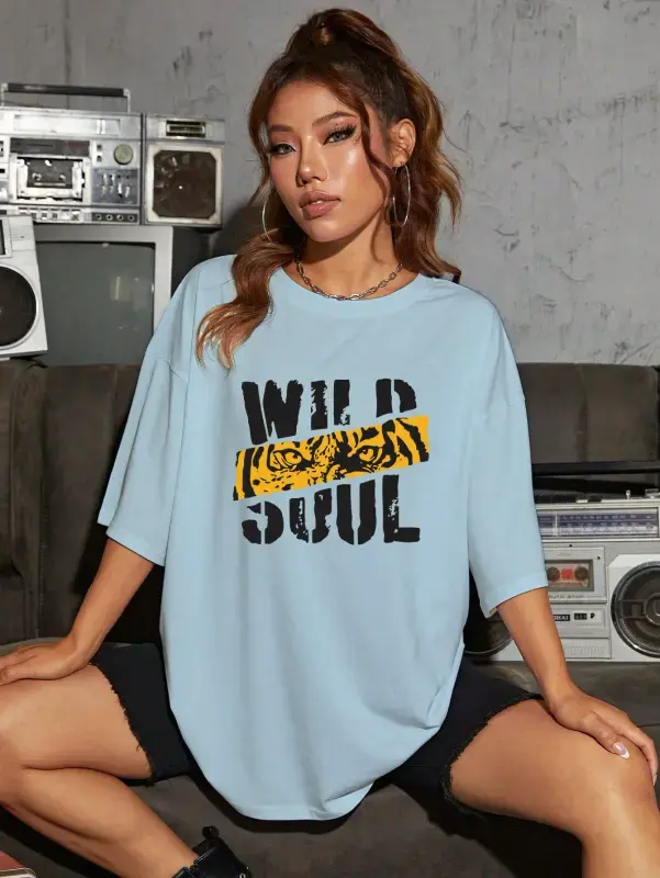 Thumbnail: Oversized Tshirt Front View