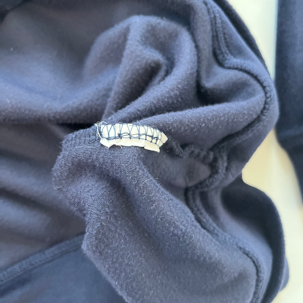 Thumbnail: Gloria Vanderbilt Navy Velour Pullover - Size M