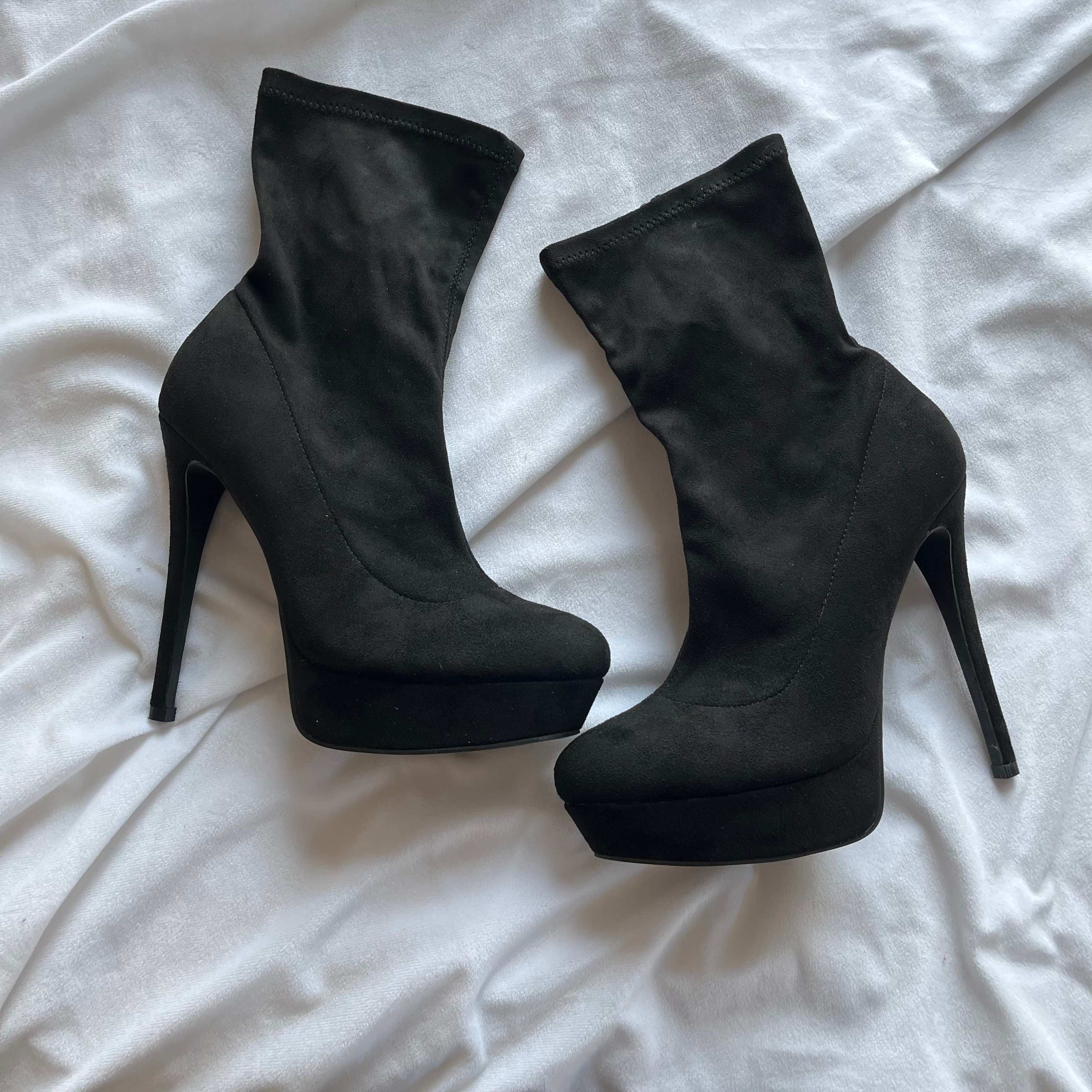 Truffle Collection Black Sock Heels – Size US 9