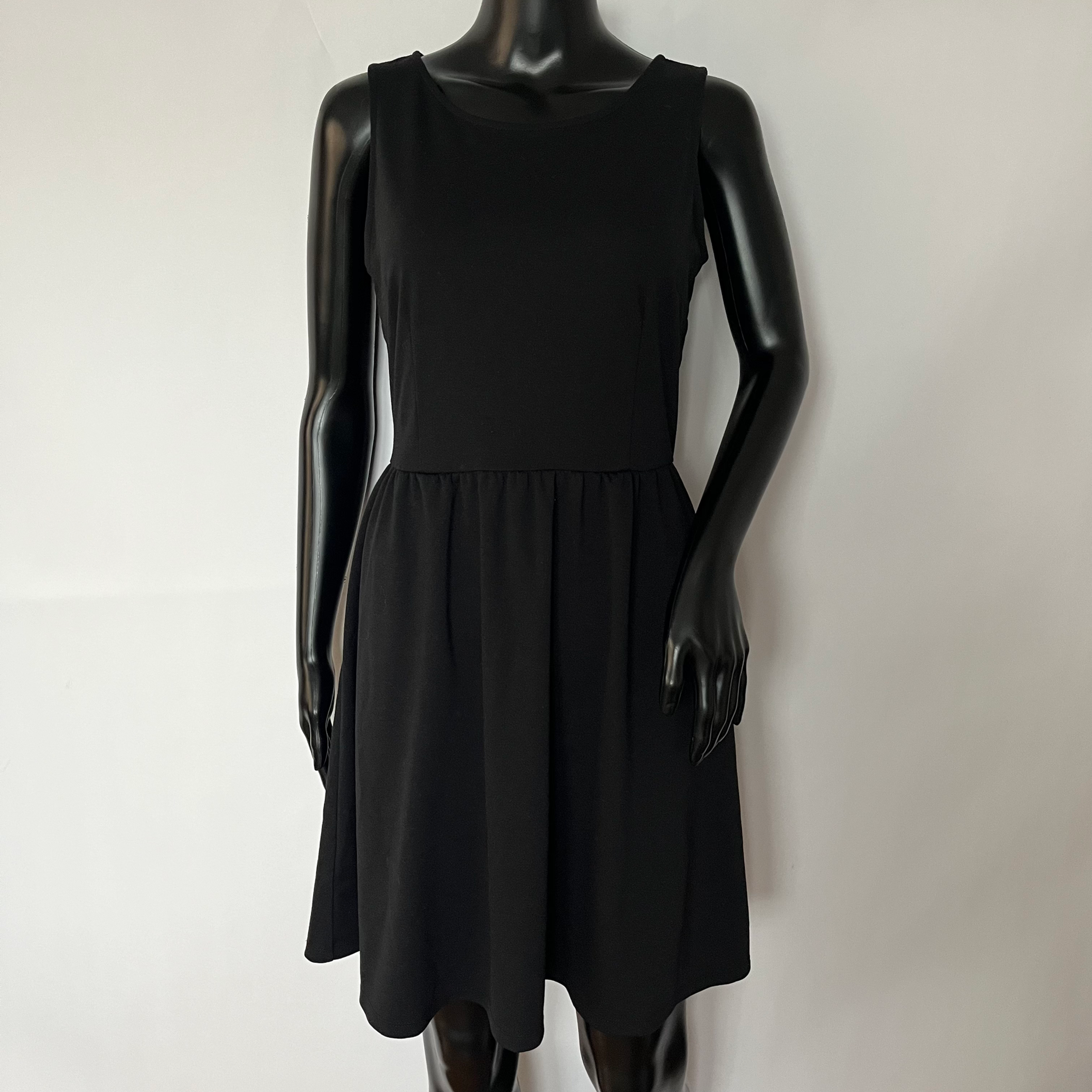 Old Navy Black Sleeveless Dress – Petite Small