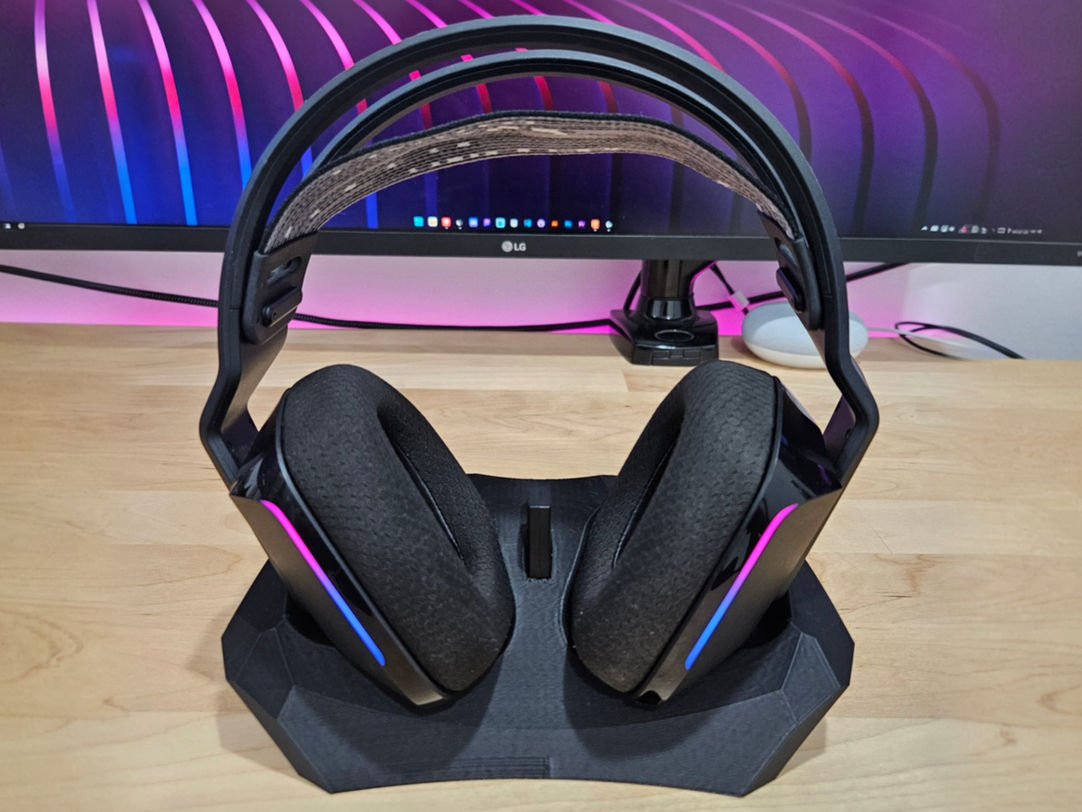 Headphone Stand