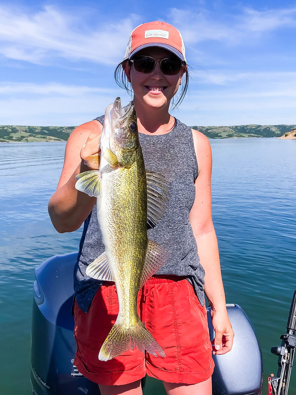 walleye fishing lake francis case missouri river south dakota