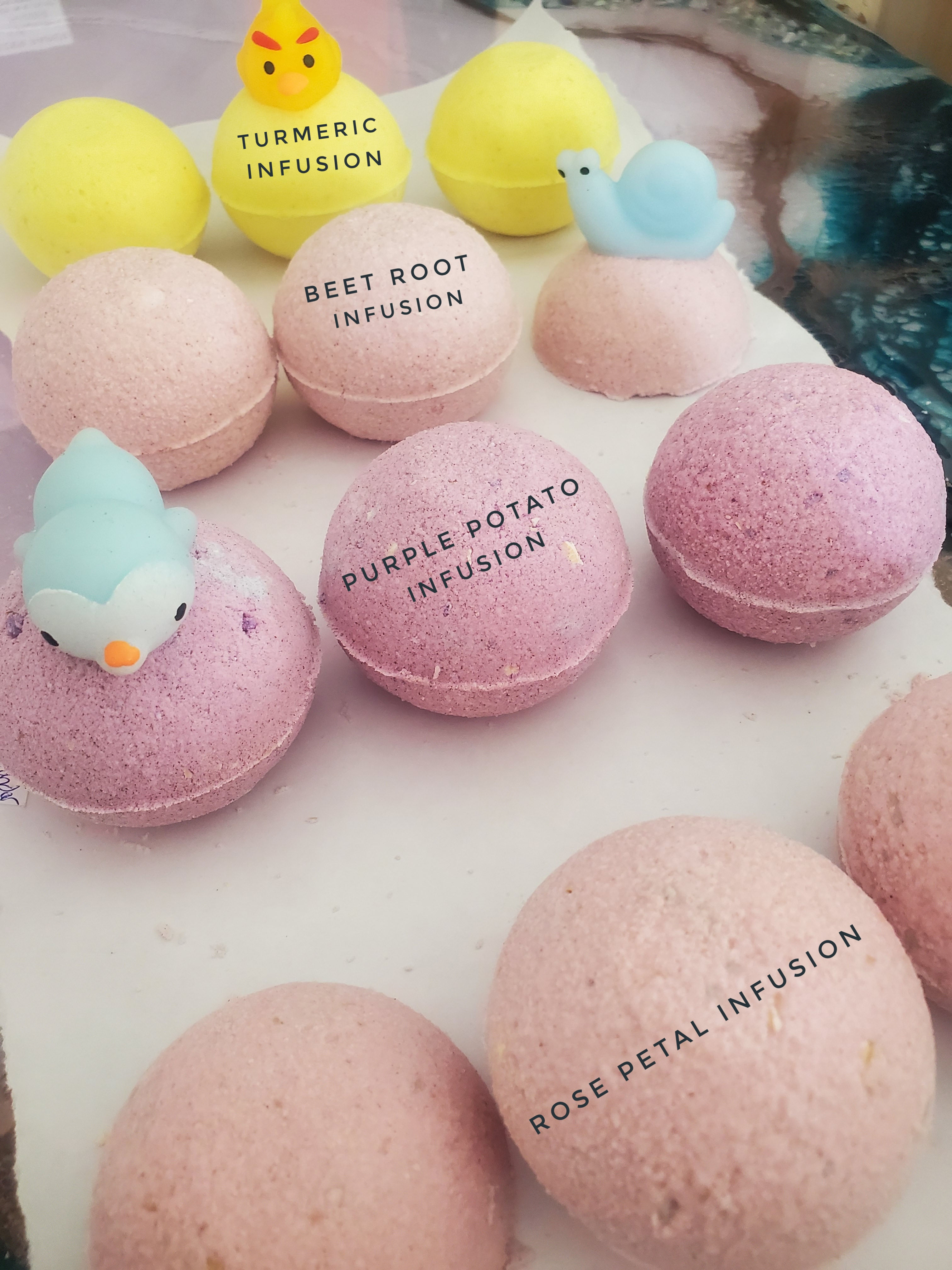 Bath Bombs with Toy - Winter Line