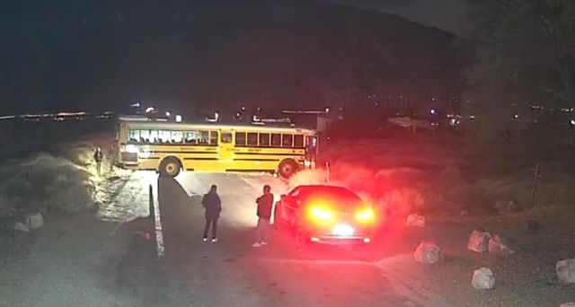 Bus Driver Stuck Trying to Make a U-Turn
