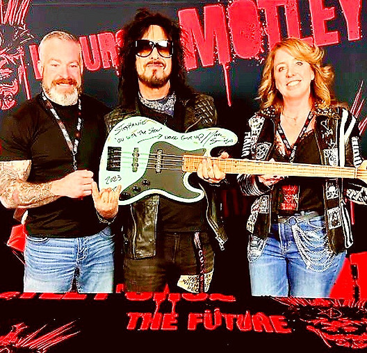 Sixx 10_edited_edited.jpg