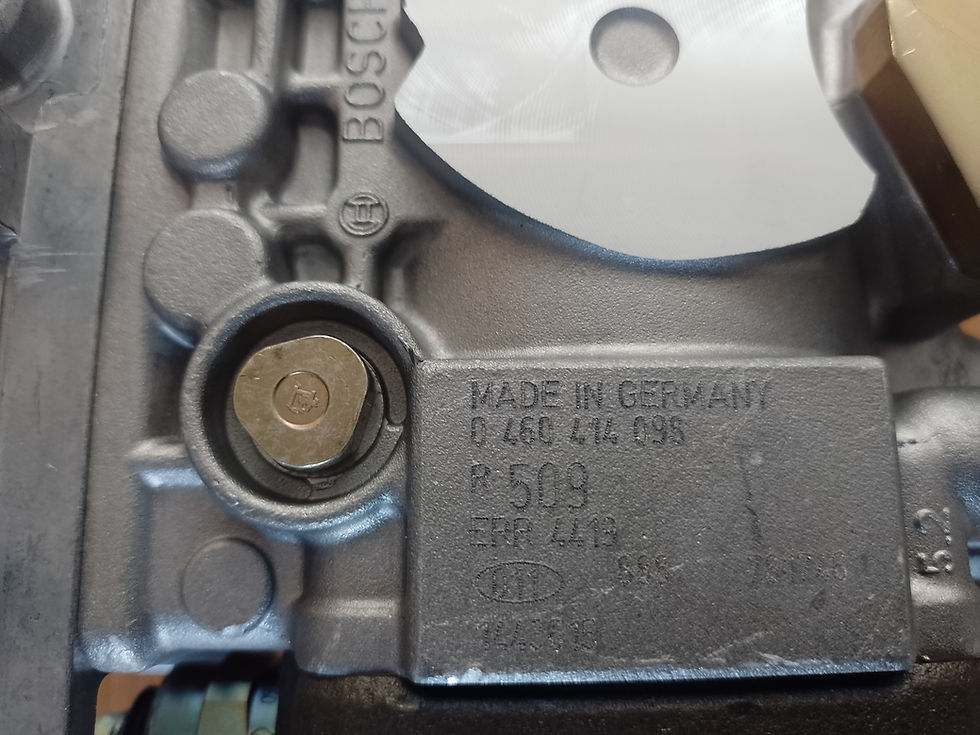 Thumbnail: Land Rover 300 tdi injector pump ERR 4419