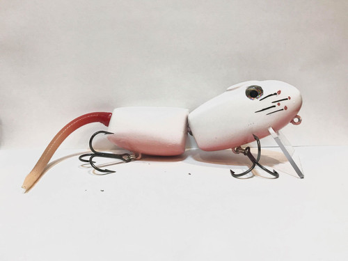 bassin rat fishing lure PB 2pc Wake Bait The Scum Frog Bass Rat is a 2.5 topwater bait designed for lifelike action Trap Rat | Mysite