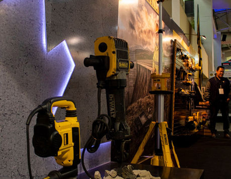 Stand DEWALT / STANLEY CONTRUEXPO El Salvador / Barrilete Agencia Creativa 