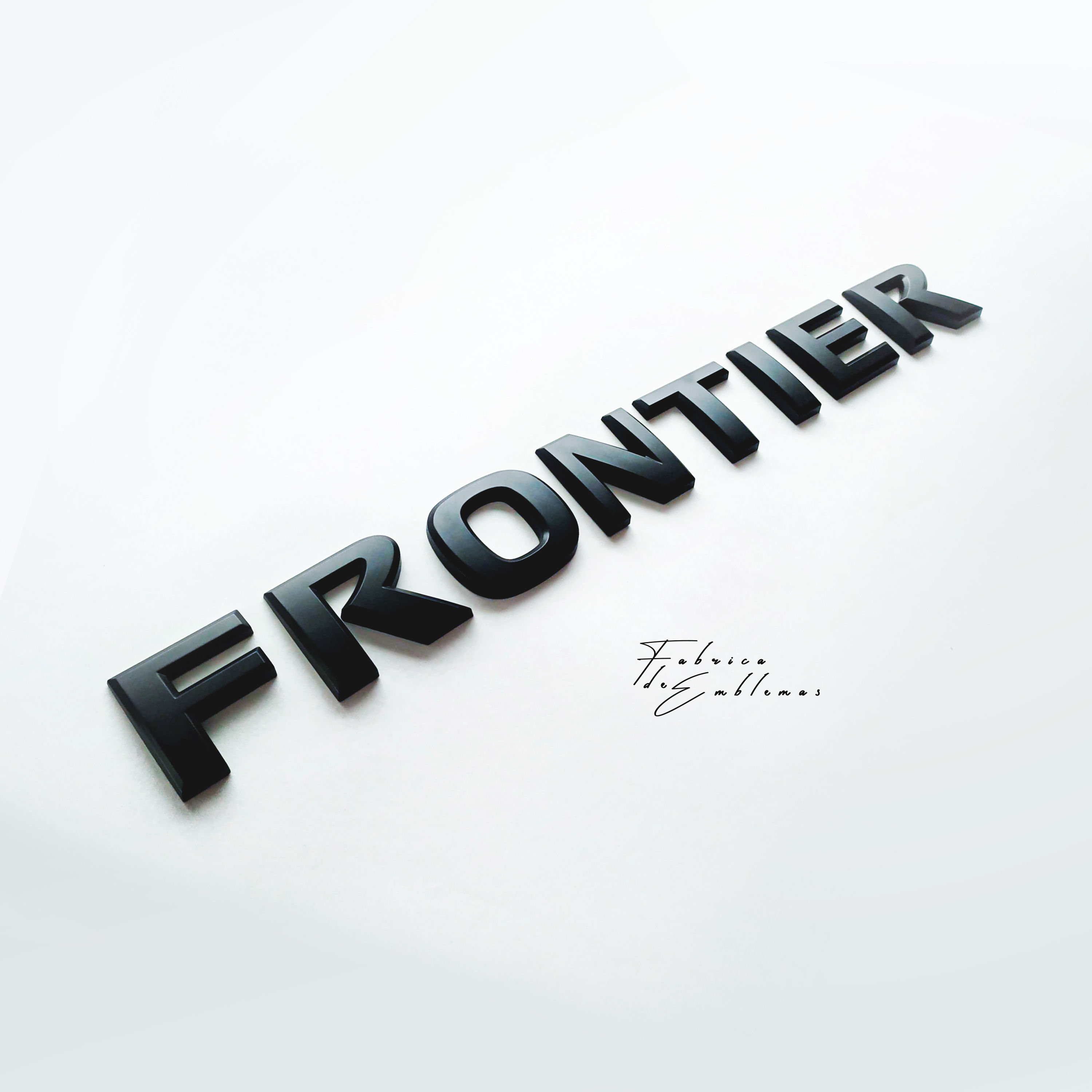 Letras traseras Frontier