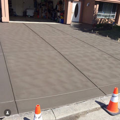 finished concrete driveway