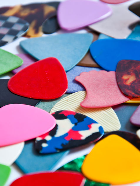 pile of guitar picks