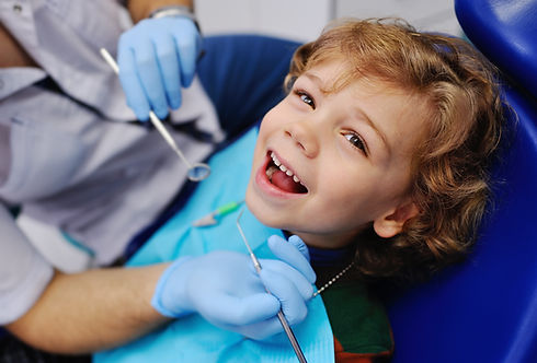 child at the dentist