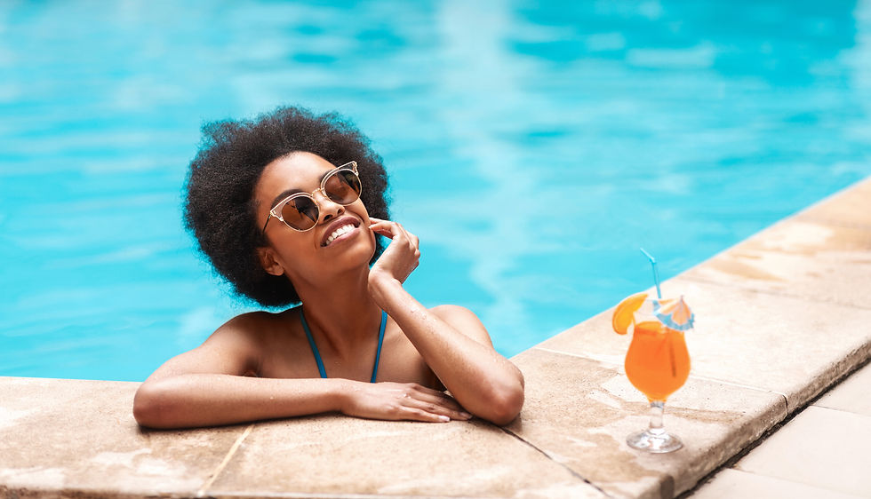 dans la piscine