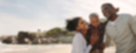 famille souriante
