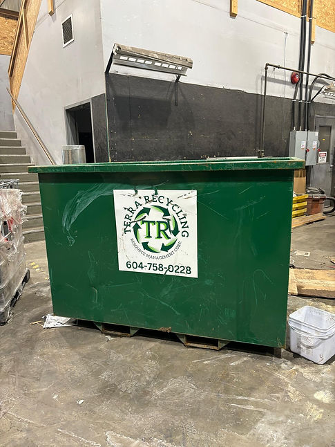 green recycling bin