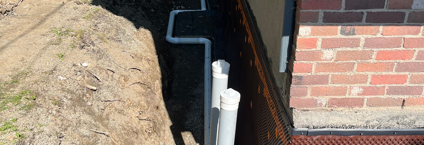 Nouvelle maison avec un drain français