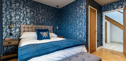 5 bedroomed house sleeping 10