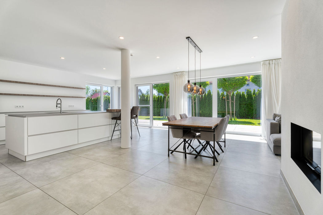 Moderne offene Küche – Immobilienfotograf Biberach