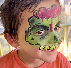 Face painting at event in Alvin