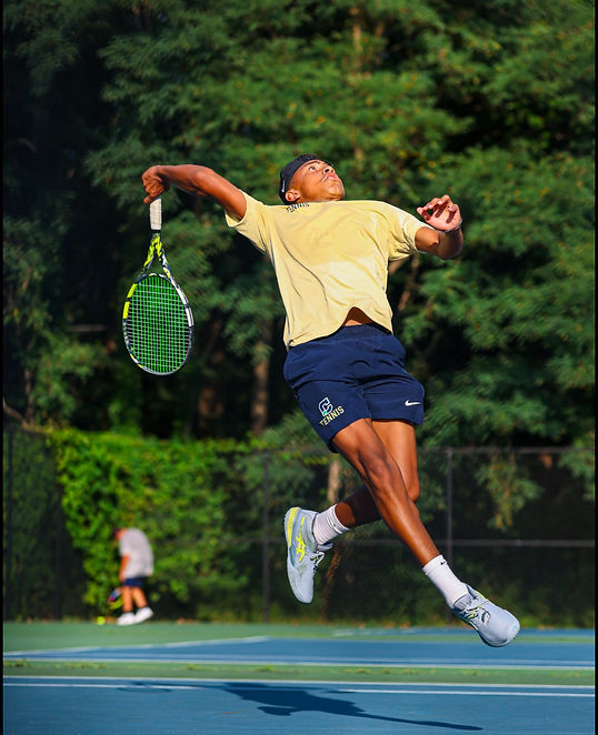 malachi-edwards-serving.jpg