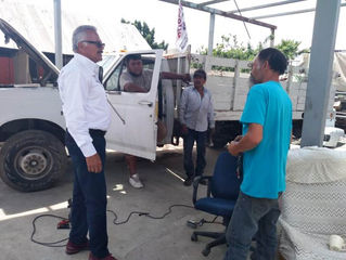 Creciendo en la popularidad en su campaña en el Distrito 8 , Víctor Morán.