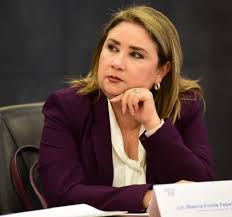 Punto y aparte...........Basta.