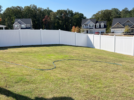 Fence installed for new home build in Aberdeen NC