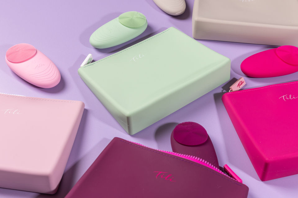 Colorful Cosmetic Accessories