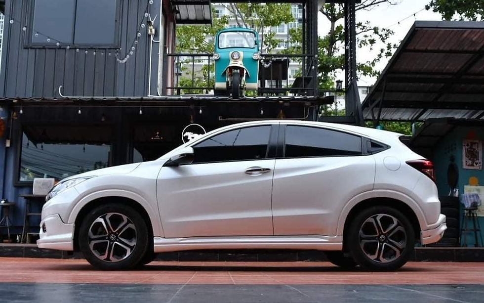 Thumbnail: HONDA HR-V 1.8EL SUNROOF เกียร์AUTO ปี2015 สีขาว