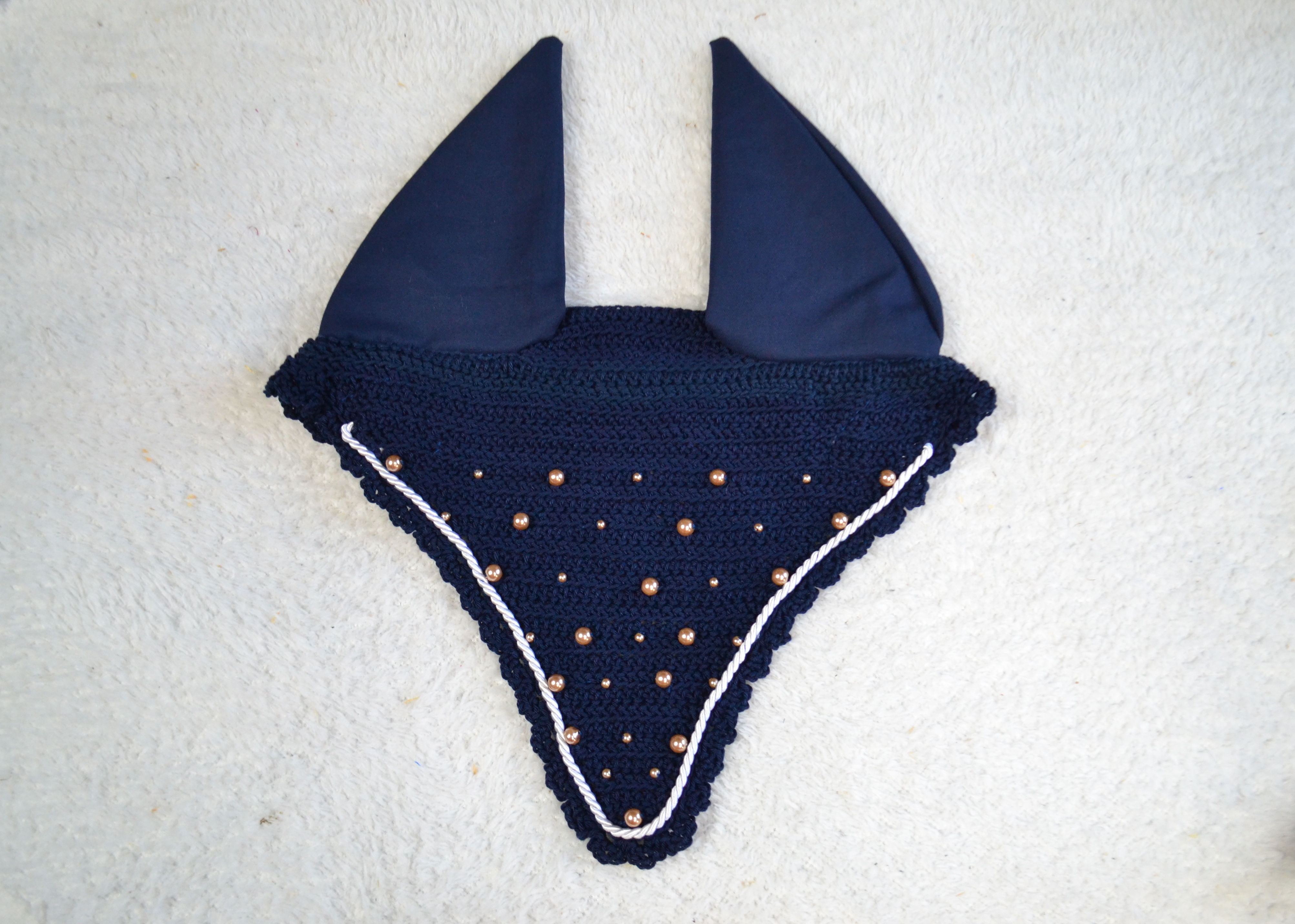 Bonnet Mi-Long Perles | Bleu Marine, perles camel
