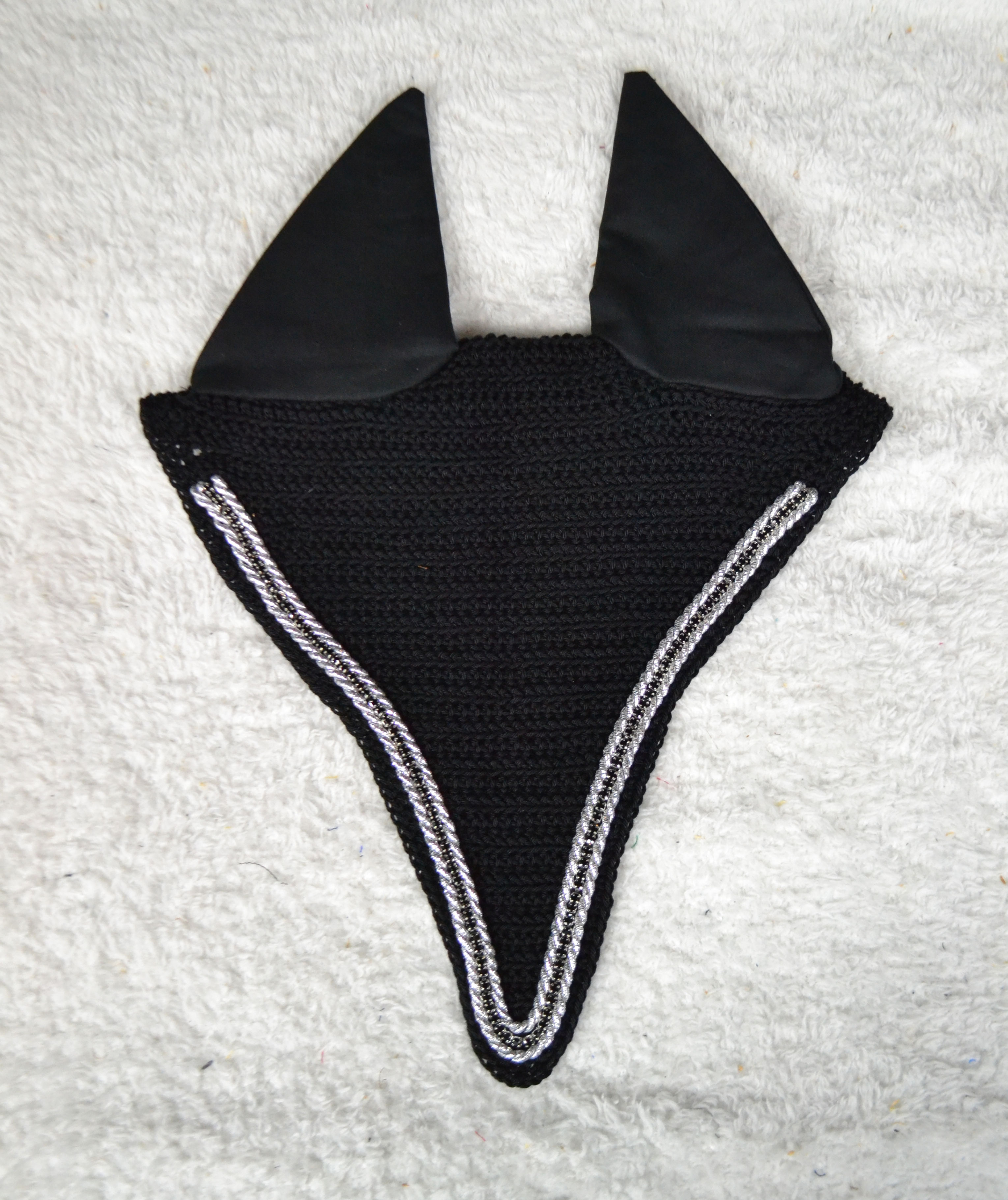 Bonnet Long | Noir, cordelettes argentées, strass noirs