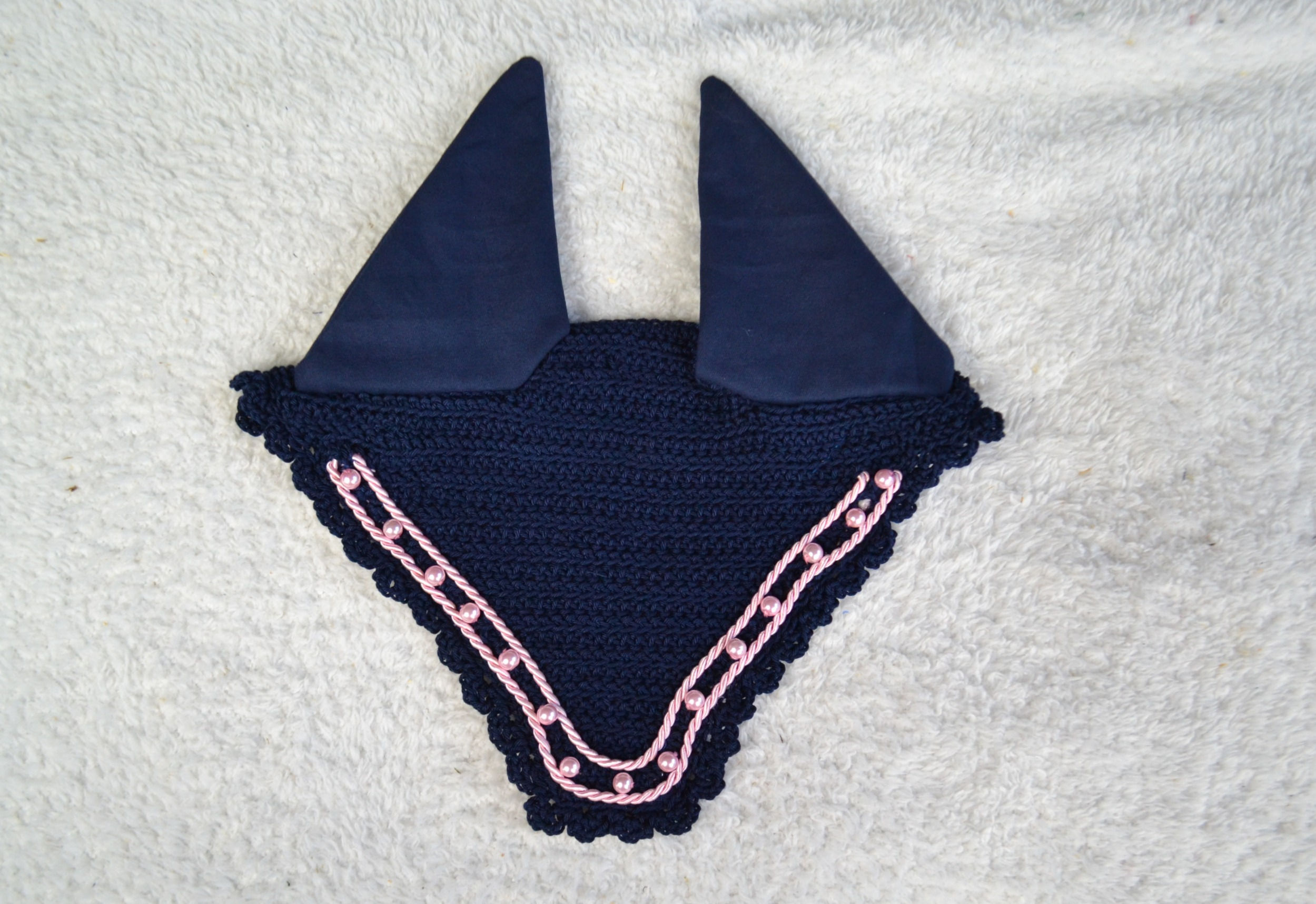 Bonnet Mi-Long Perles | Bleu Marine, perles roses