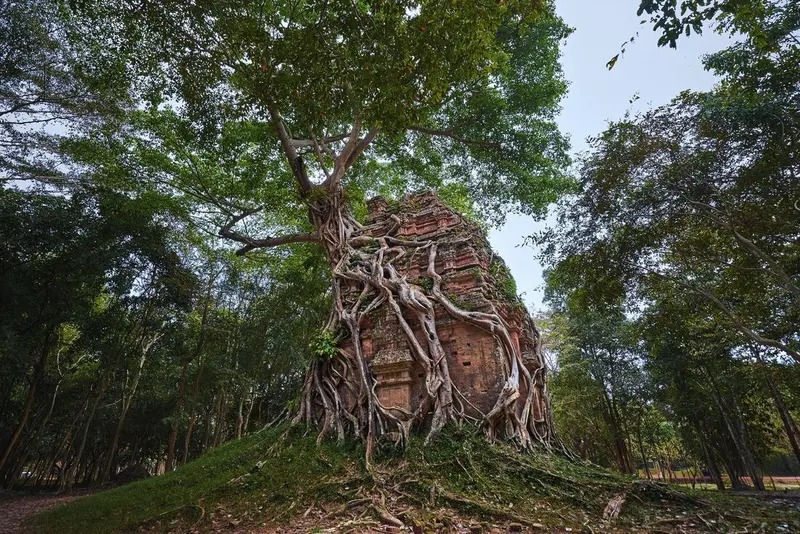 Thumbnail: Cambodia: Women's Expedition