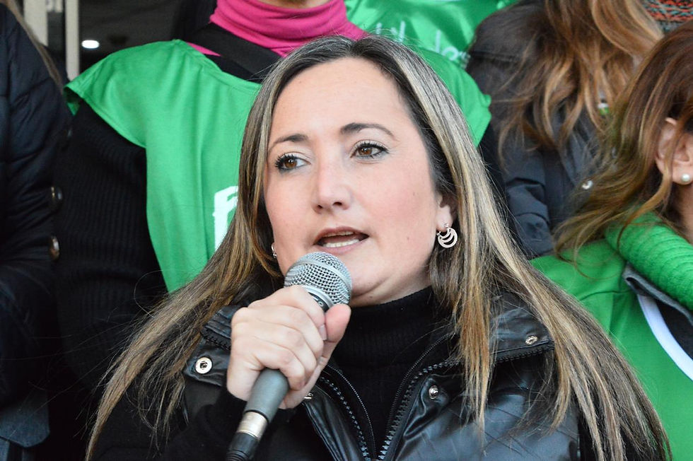 Mercedes Cabezas cuestiona la falta de transparencia en YCRT: “No dan la cara, pero anuncian por los medios la transformación en sociedad anónima”